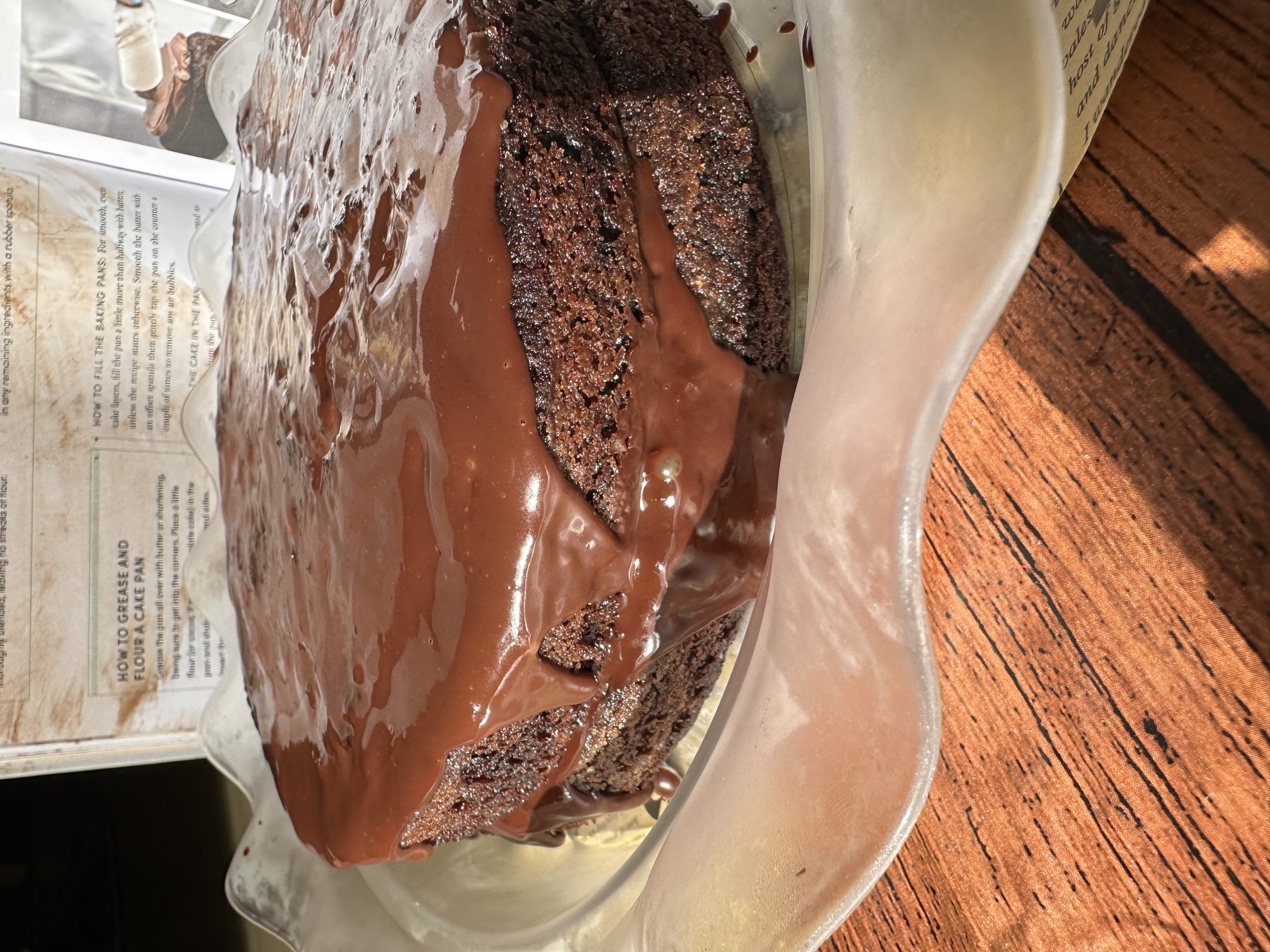 Vegan Fudge Chocolate Cake