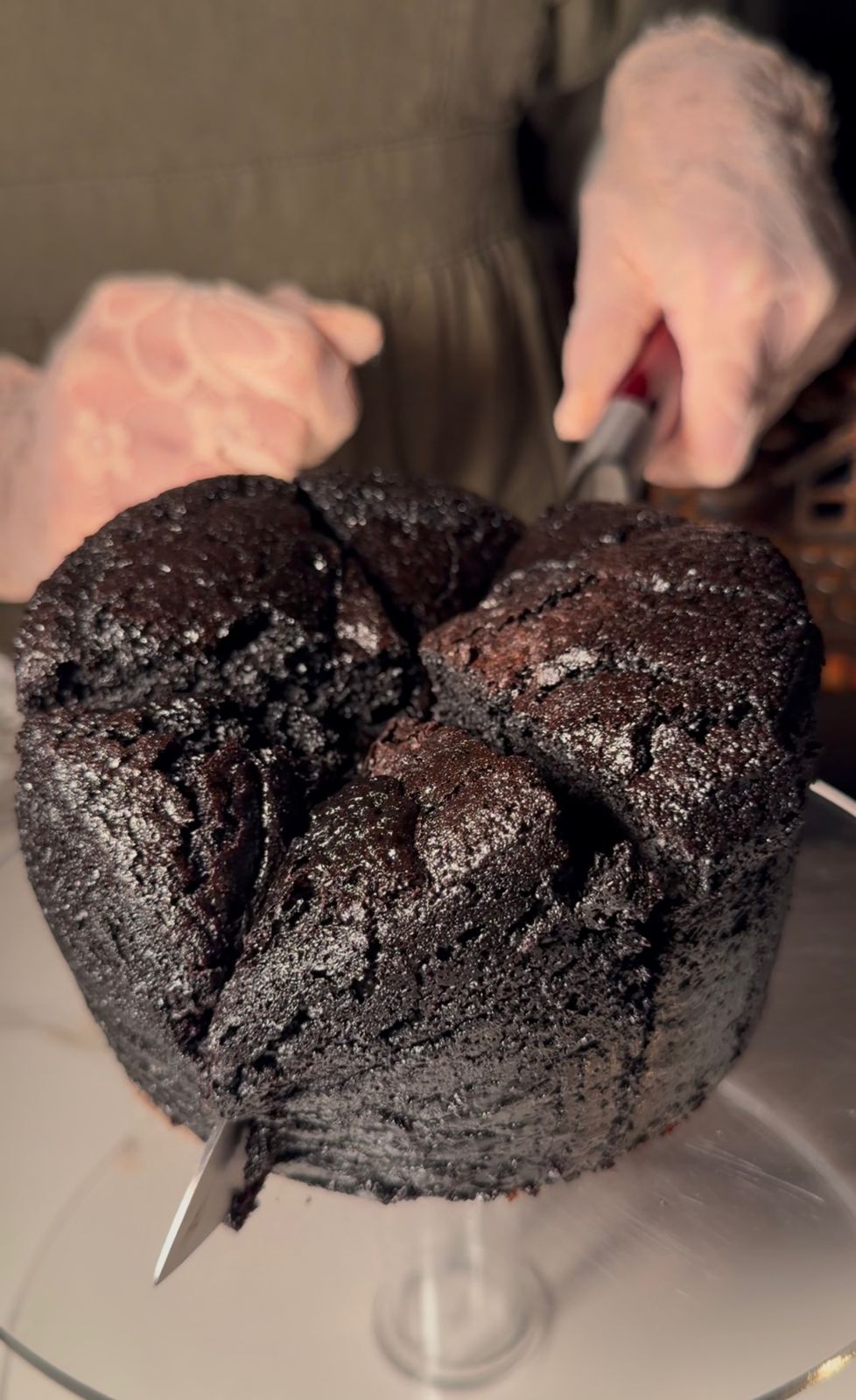 Soft Chocolate Velvet Cake