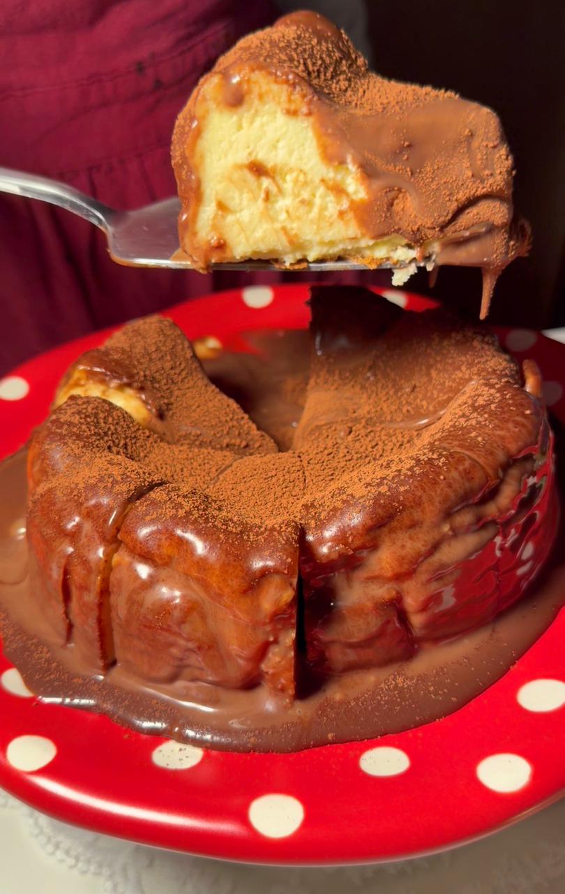 Creamy Chocolate Lava Basque Cheesecake