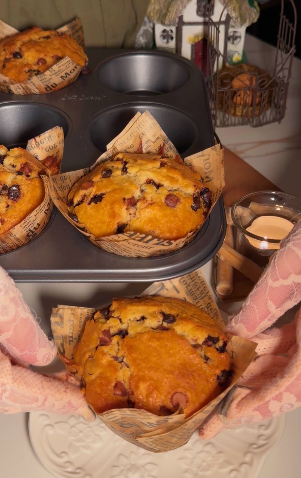 Jumbo Bakery Chocolate Chip Muffins